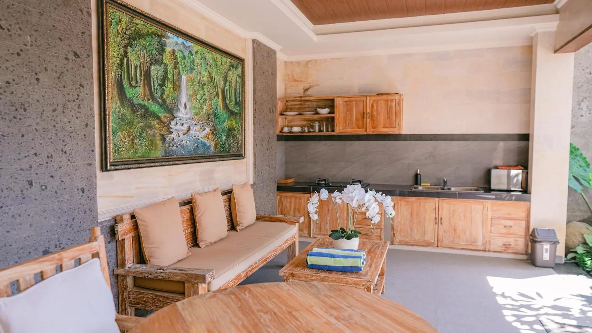 2 Seasons : Villa Moon - Luxury With Private Pool Ubud