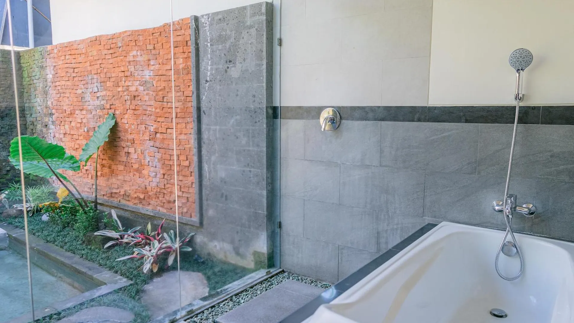 2 Seasons : Villa Moon - Luxury With Private Pool Ubud  0*, Ubud (Bali)